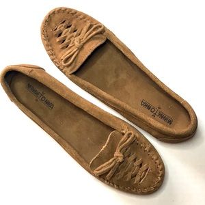 Minnetonka Soft Leather Moccasins Size 9